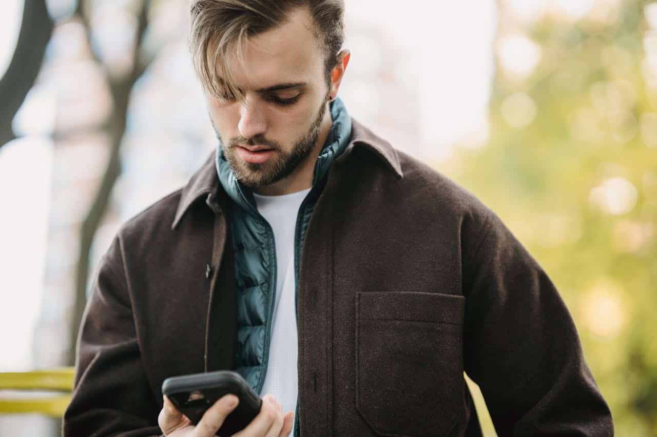 How Taking Breaks from Your Phone Can Improve Mental Health