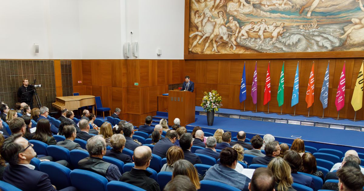 Celebrating 107 years of MU: freedom, responsibility and art | News | em.muni.cz