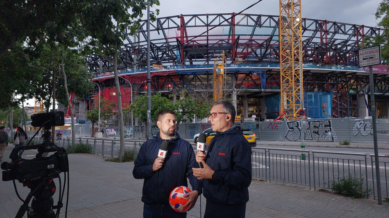 ESPN’s global team prepares for ElClásico on Sunday - ESPN Front Row