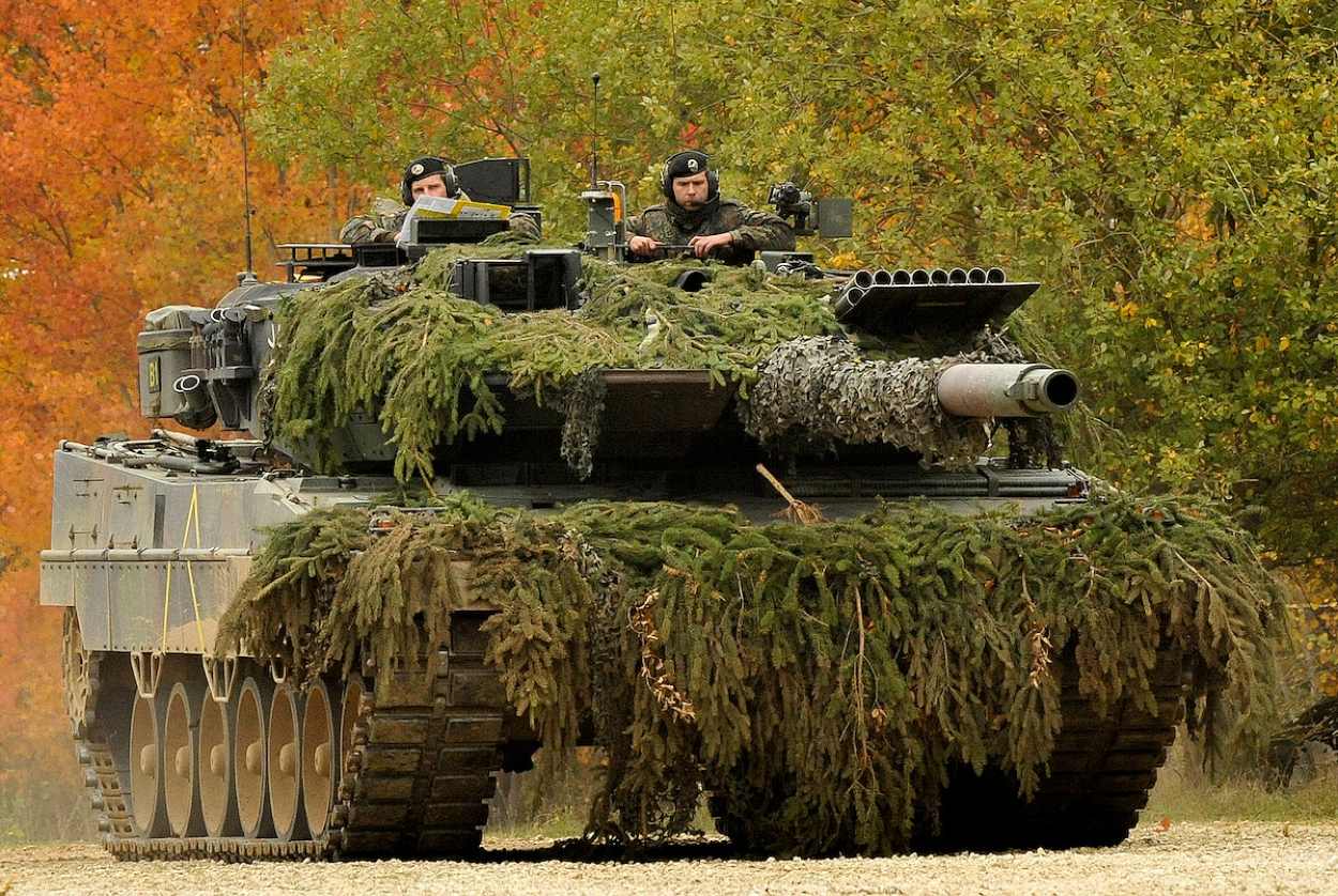 Leopards Unleashed Against Russia! Germany Supports Poland's Proposal To Transfer Leopard Main Battle Tanks To Ukraine