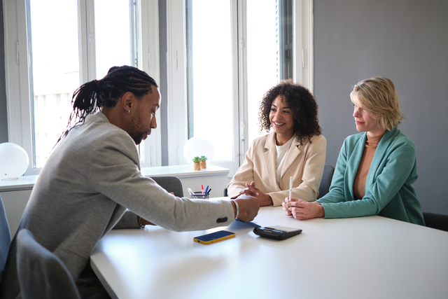 Bridging the Gaps in Manual Employment and Income Verification - Experian Insights