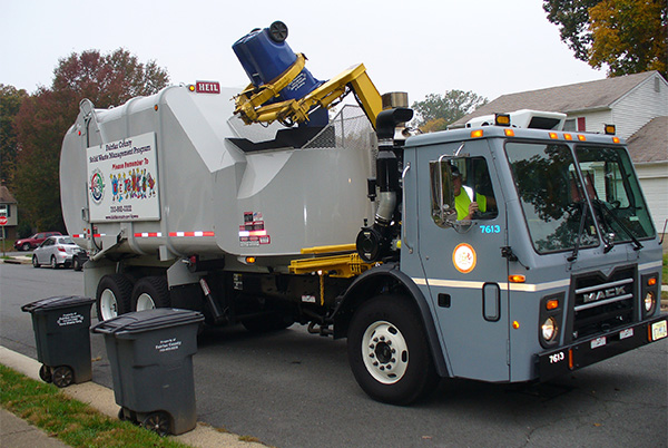 Labor shortfall prompts changes to Fairfax County yard waste pickup | FFXnow - Fairfax County, Va. local news