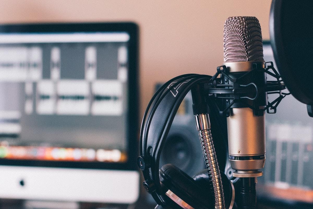 How to make your podcast the talk of the town - FIPP