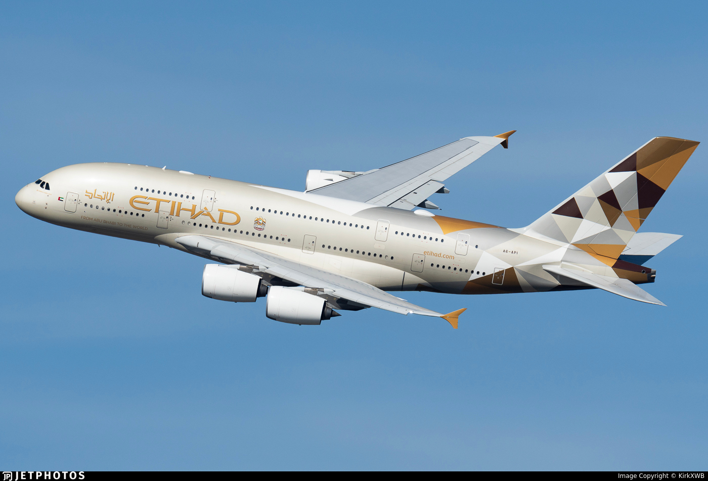 November routes roundup: Etihad launches flights to Tokyo with A380s | Flightradar24 Blog
