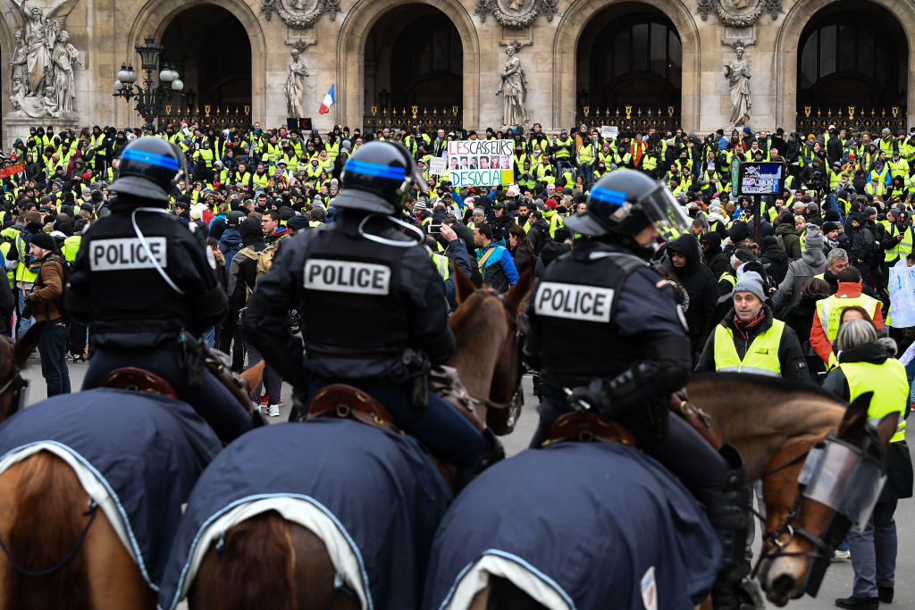 Protesty žlutých vest se šíří: pátý týden :: Gatestone Institute