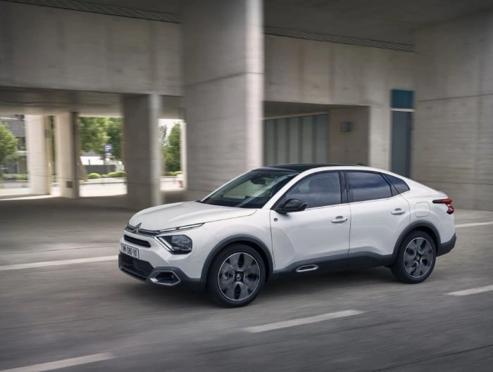 Citroen e-C4 X electric vehicle unveiled - Geeky Gadgets