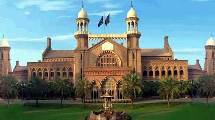 Leasing 1 million acres of land to Pakistan Army for corporate farming is illegal, rules LHC