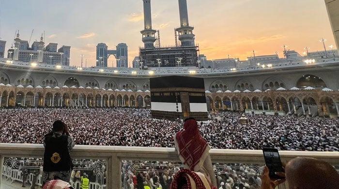 Pakistani pilgrims urged to finish Hajj biometric verification by tomorrow