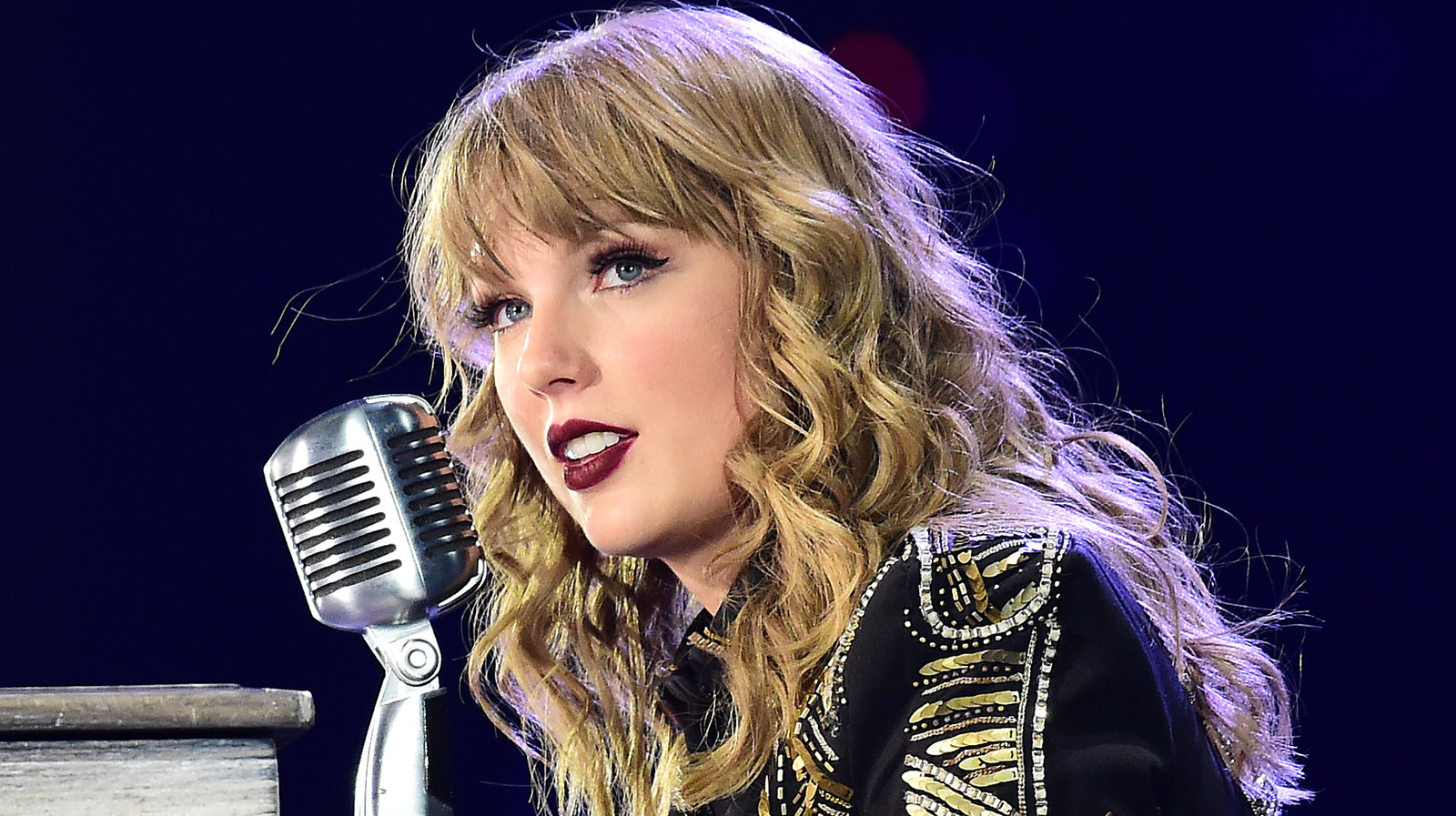 Taylor Swift's Best Reputation-Era Outfits - Glam