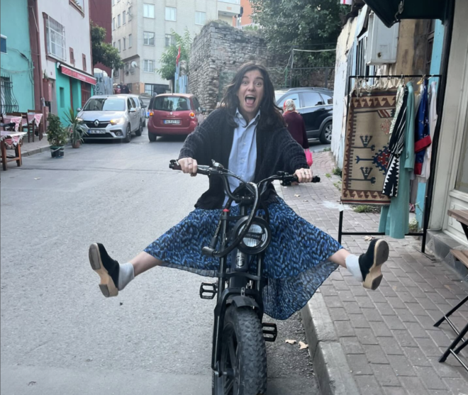 Explore Balat in Istanbul for a perfect day of coffee, cats, and second-hand clothing shops - Green Prophet