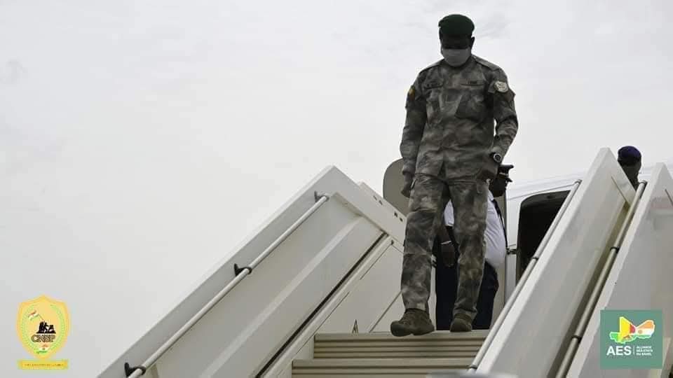 Crise des conteneurs au Mali : plus de 4 000 équipements vides bloqués, le CMC lance un ultimatum - Guinee24plus.com