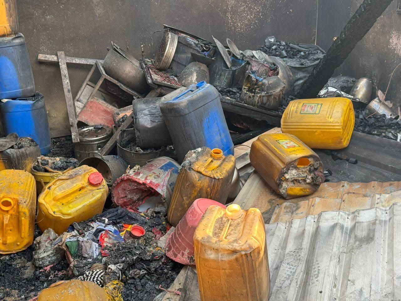 Sanoyah : cinq membres d’une même famille périssent dans un violent incendie nocturne - Guinee24plus.com