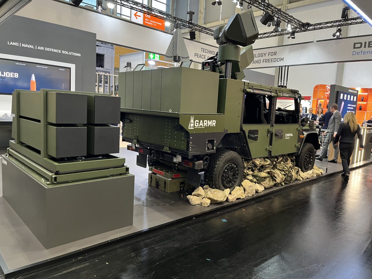 Über 70 km Reichweite – kampfwertgesteigertes Kinetic Defence Vehicle wird zum Garmr MRS