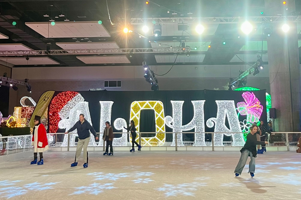 Explore a Winter Wonderland at ’Twas the Light Before Christmas on Ice - HAWAIʻI Magazine