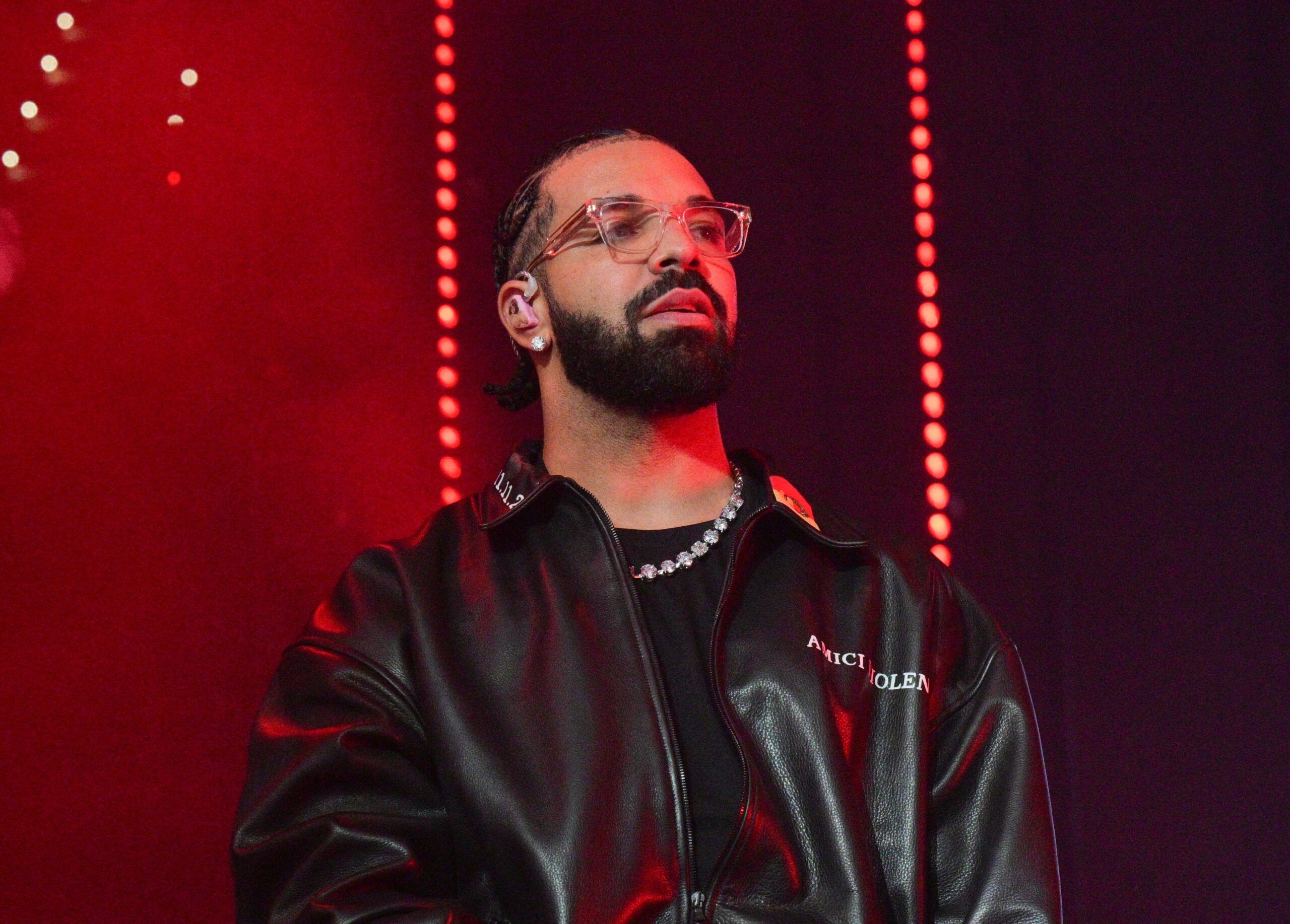 Drake Says He’s Yet To Push The “Red Button” After Diss Track Leak