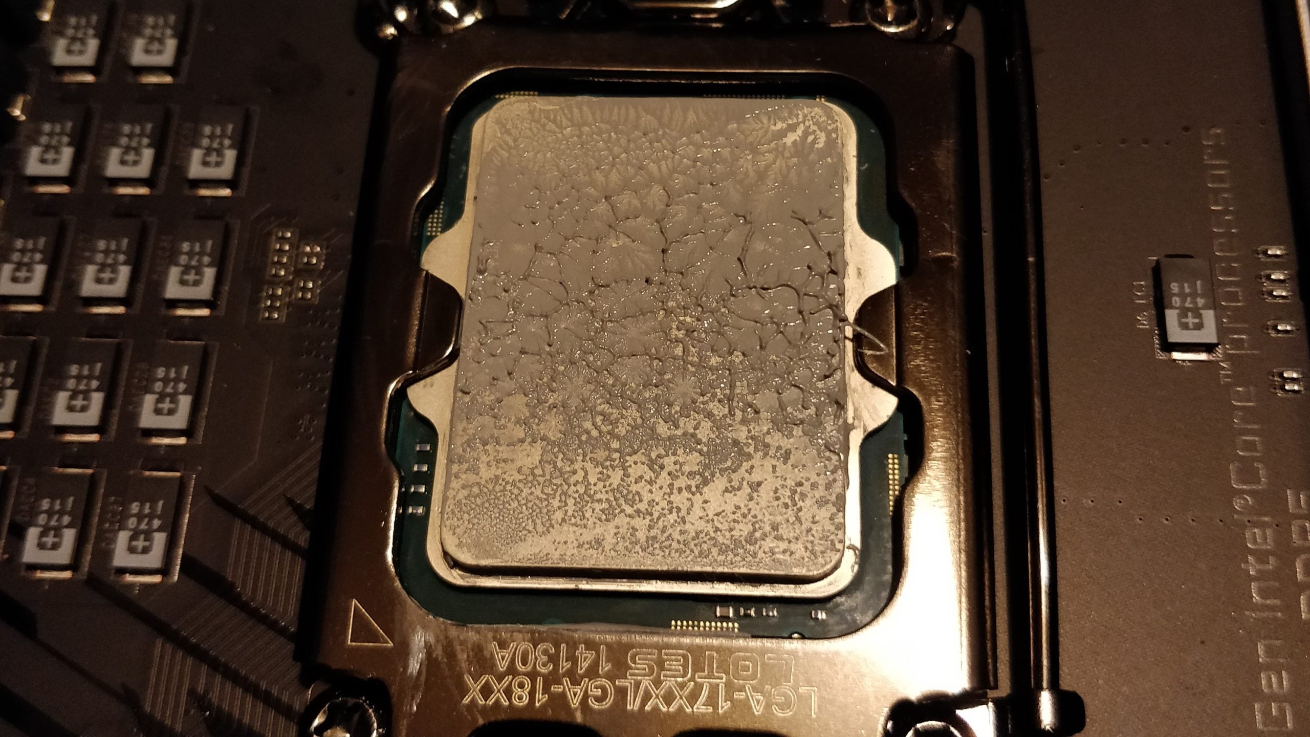 Alder Lake CPUs fast 5 Grad kühler, wenn man sich das Kühlungs-Problem wieder gerade biegt - ILM-Mod für den Intel Sockel LGA-1700 | Praxis | igor´sLAB