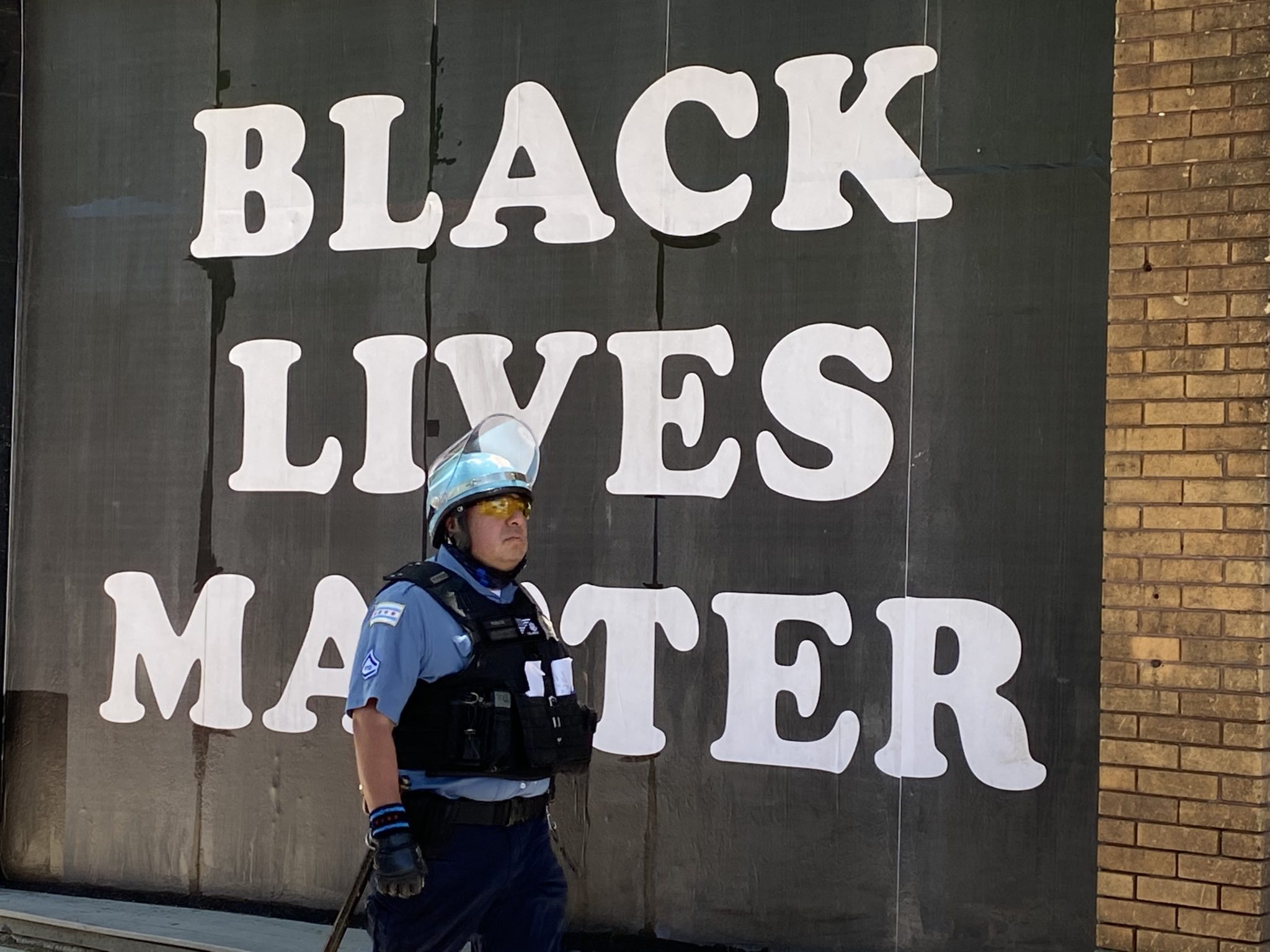Illinois’ criminal justice overhaul makes it easier to decertify bad cops. But it could be harder for the public to learn about them. | Injustice Watch