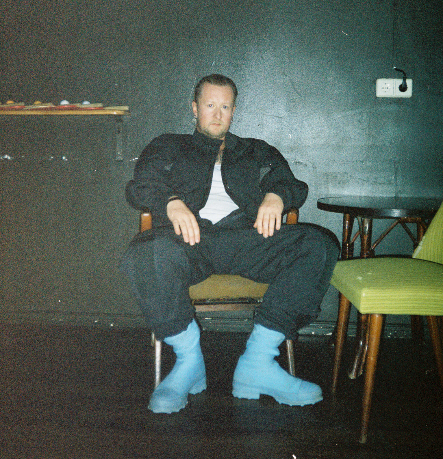 "I've Cried to Your Songs": Colin Self and Eartheater Commune With the Spirit World