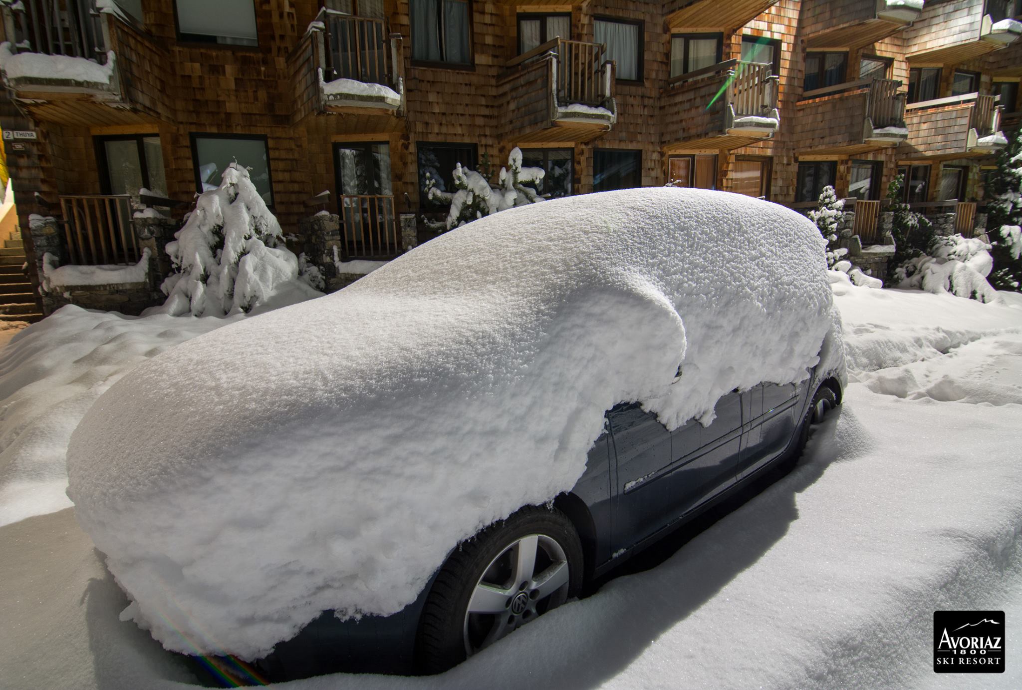 Heavy Snow in the Alps - InTheSnow
