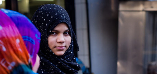 "Wird es besser, wenn ich das Kopftuch ablege?" - IslamiQ