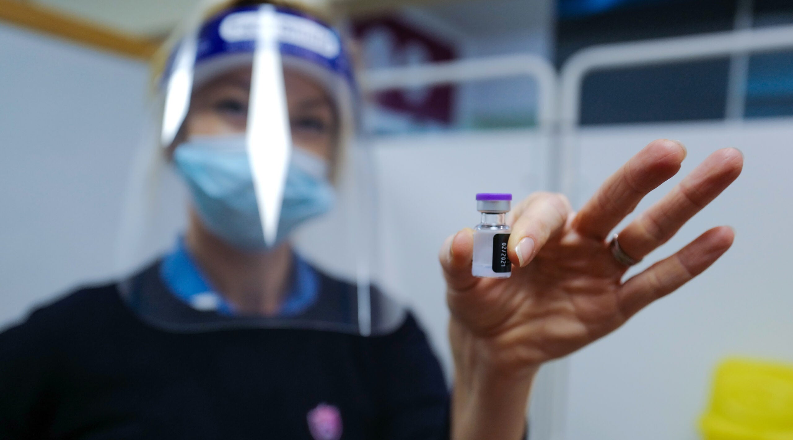 What blessing should you say when you get the COVID-19 vaccine? We asked rabbis for their guidance. - Jewish Telegraphic Agency