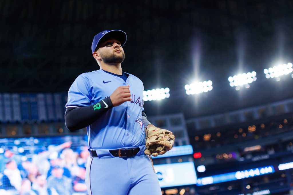 Top Remaining Free Agent Infielders (November Update)