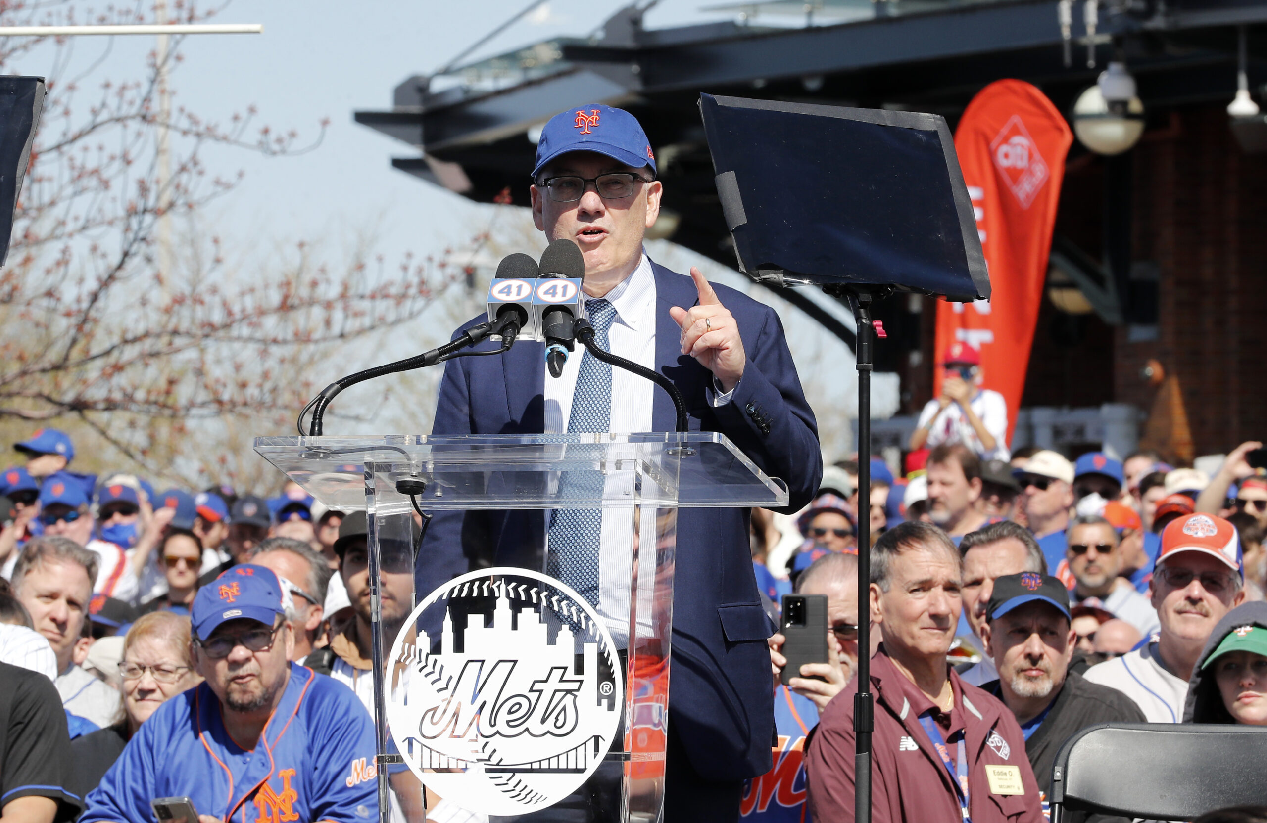 Baseball's Richest Owner Steve Cohen Acquires New York TGL Team