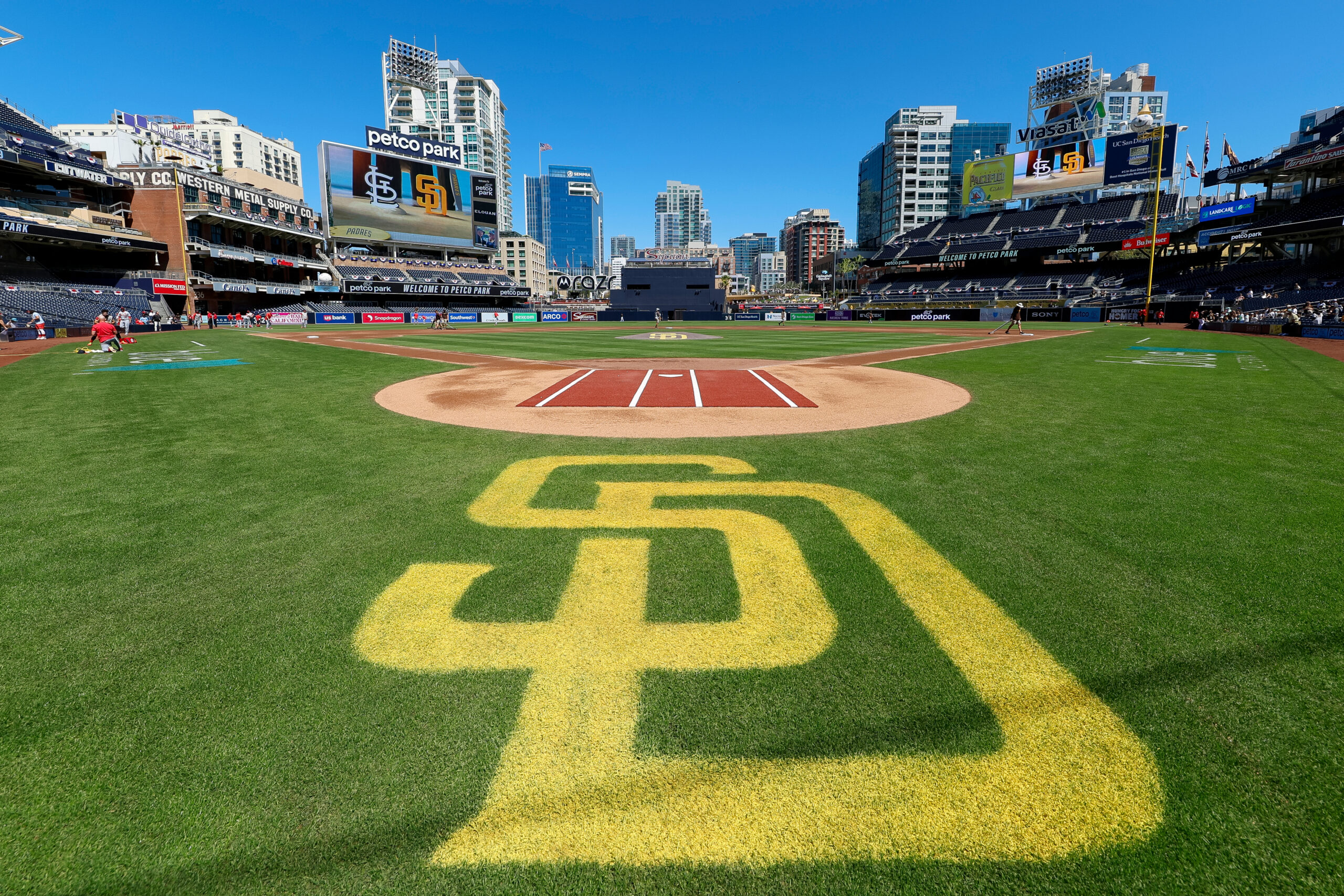 Yonathan Perlaza Agrees to Minor League Deal with San Diego Padres | Just Baseball