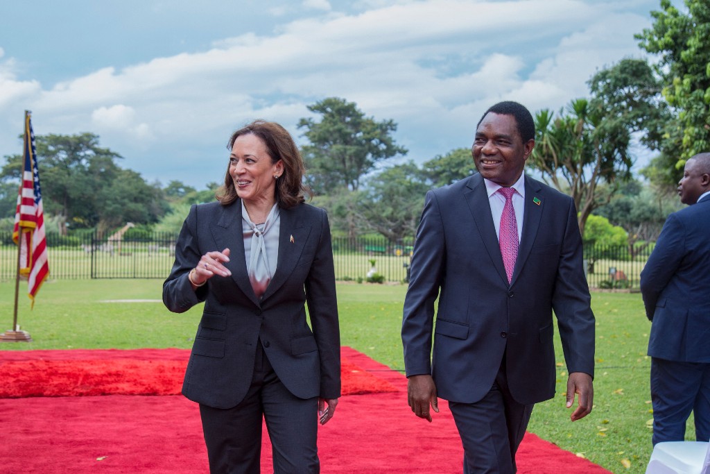 Dealing with Hybrid Regimes: Pursuing US Interests Without Giving them a Pass on Democracy