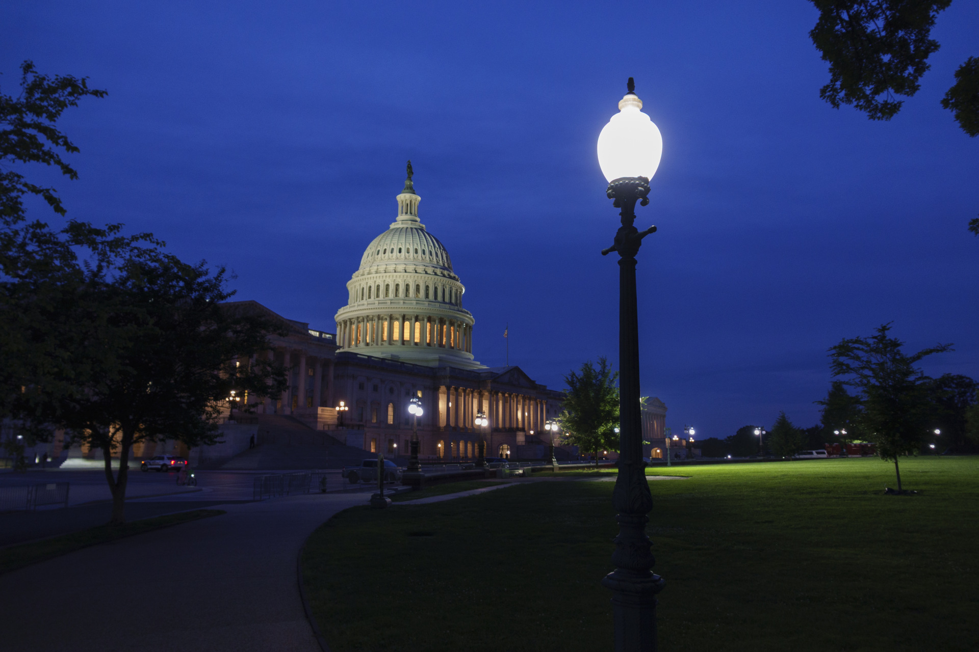 Three Thorny Issues to Watch in Congressional Investigations