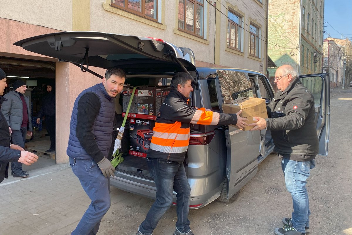 Hilfstransport nach Czernowitz