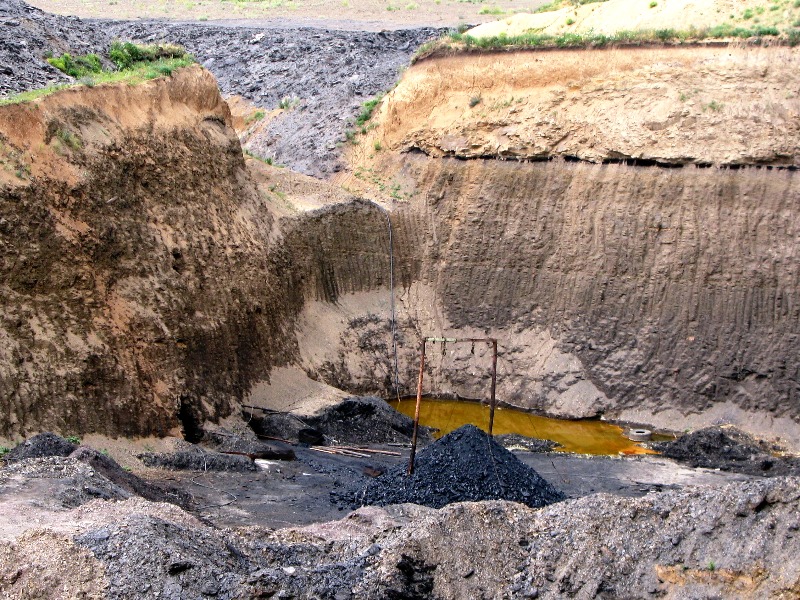 Ukraine’s illegal coal mines are dirty, dangerous and deadly - May. 27, 2014 | KyivPost