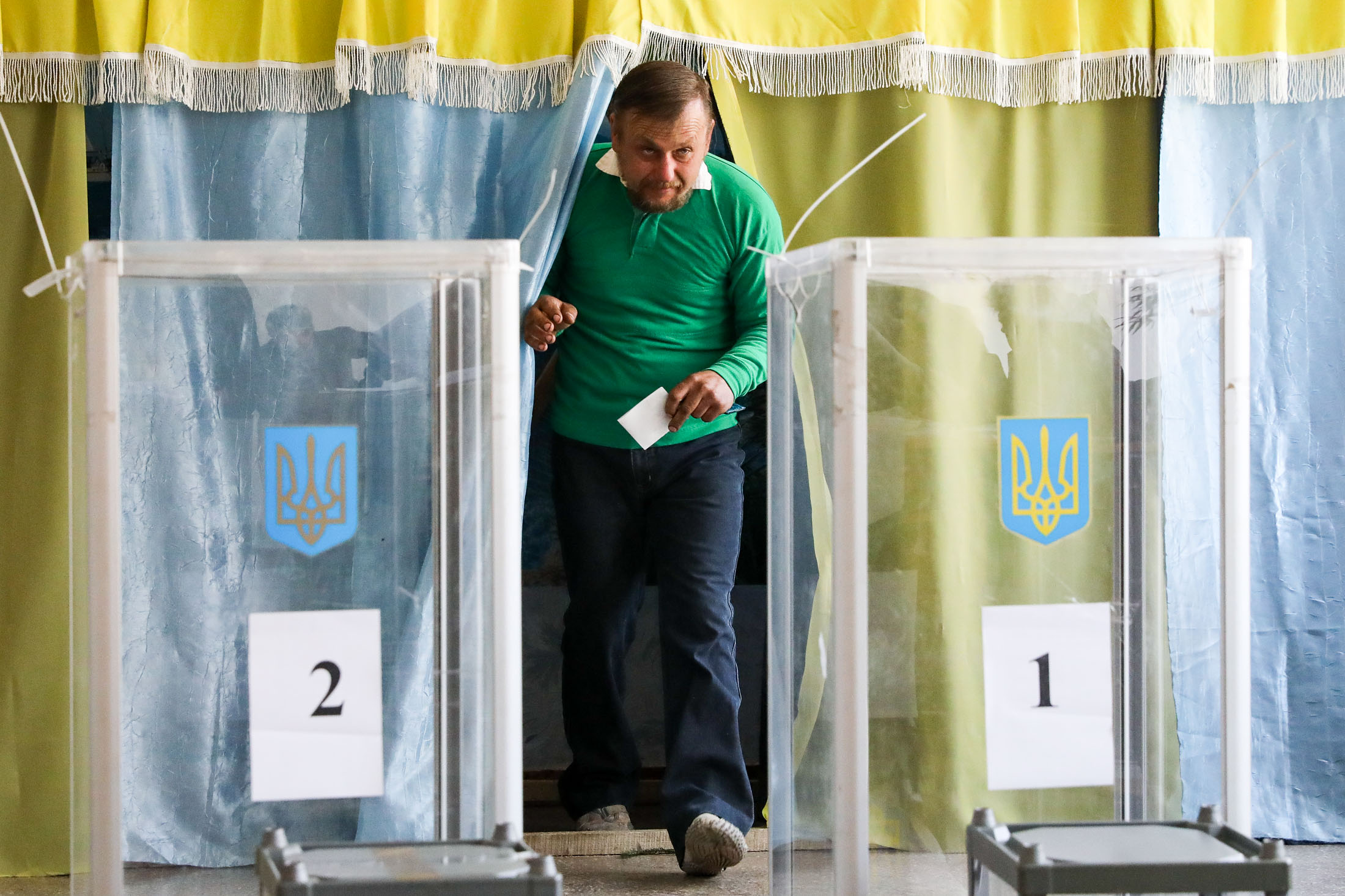 Zelensky unveils 5 questions for his Oct. 25 poll - Oct. 15, 2020 | KyivPost
