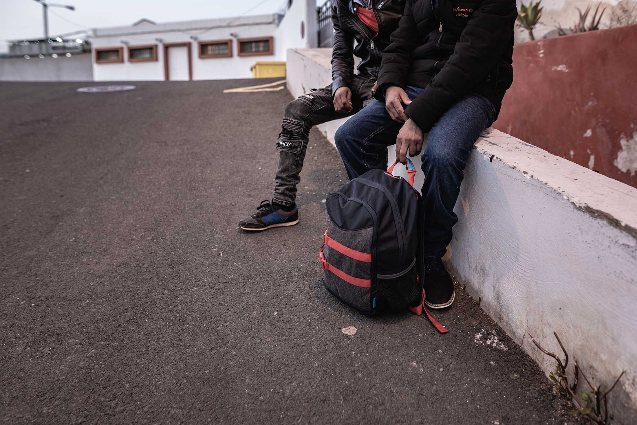 La odisea después de llegar a Canarias: salir de Canarias | lamarea.com