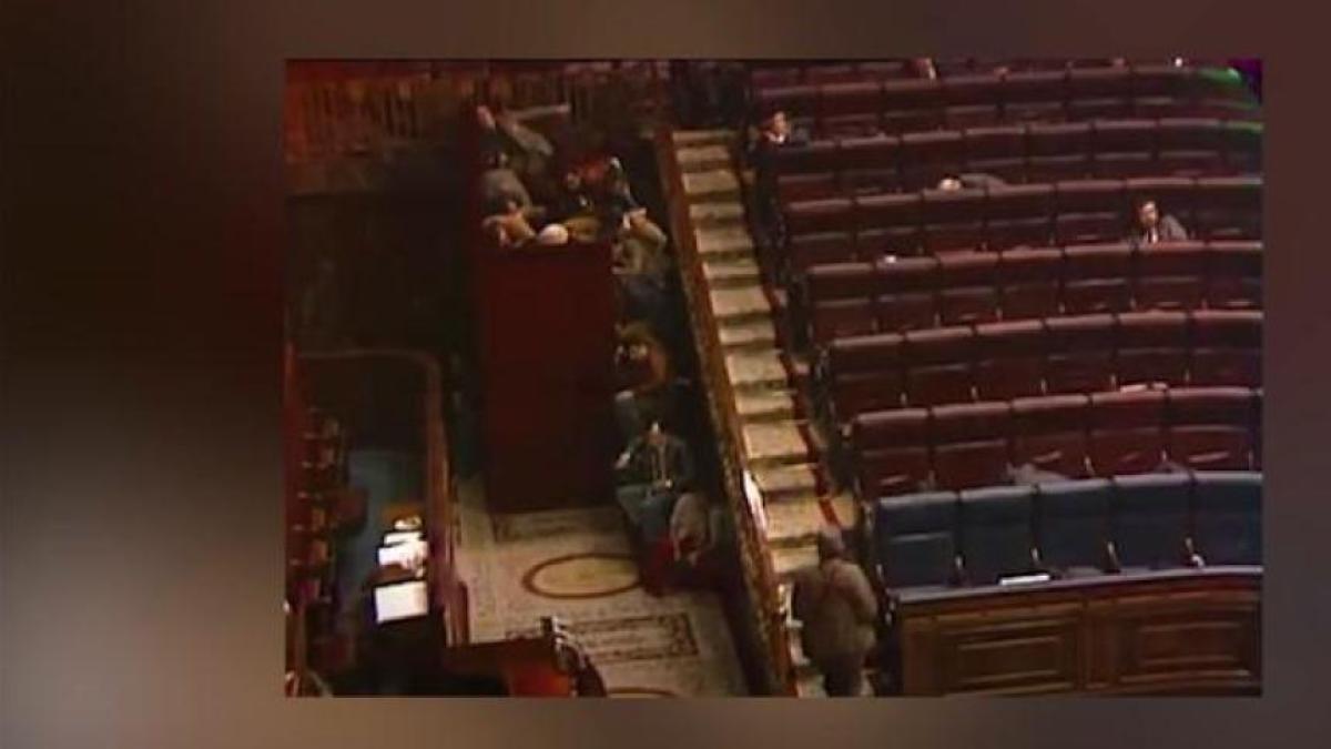 Los golpistas tras el fracaso del 23-F: “Fue un error dejar libre al Borbón”