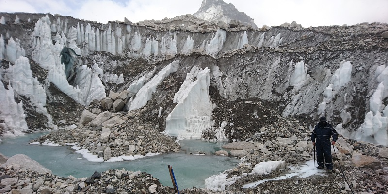 ‘Warm’ ice in world’s highest glacier | University of Leeds
