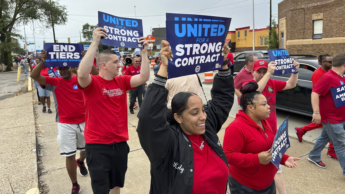 New At 6:30: Anti-Union Propaganda