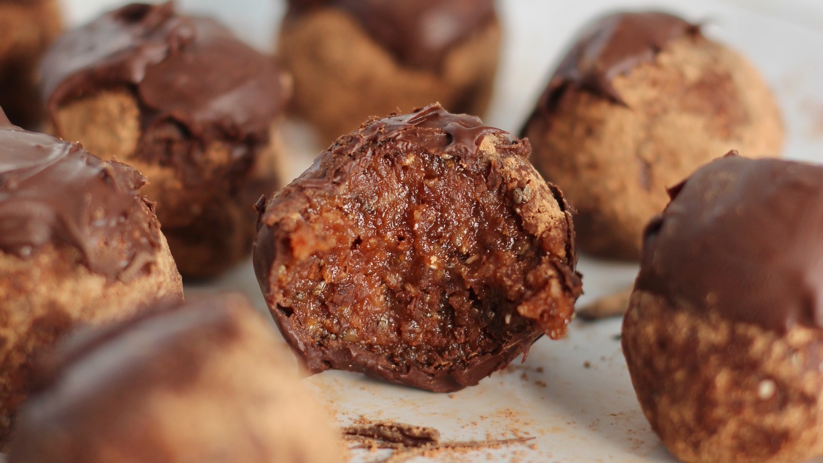 Easy No-Bake Energy Bites Recipe