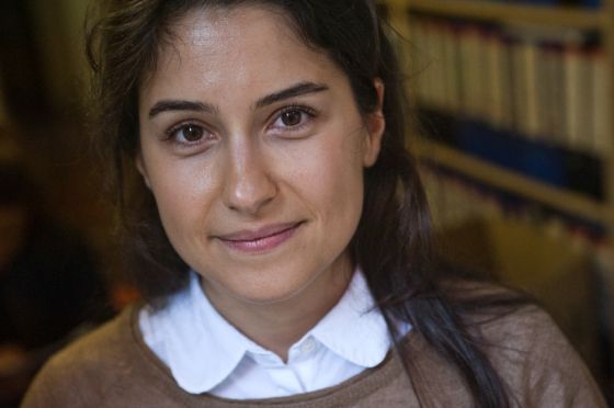 Crossing the line of slander: from online intimidation and sexual harassment to death threats | MC_ONLINE