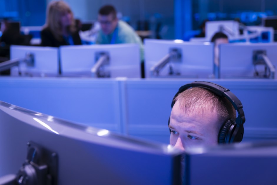 How financial services firms are strengthening cyber resilience in a new regulatory environment - Microsoft Industry Blogs