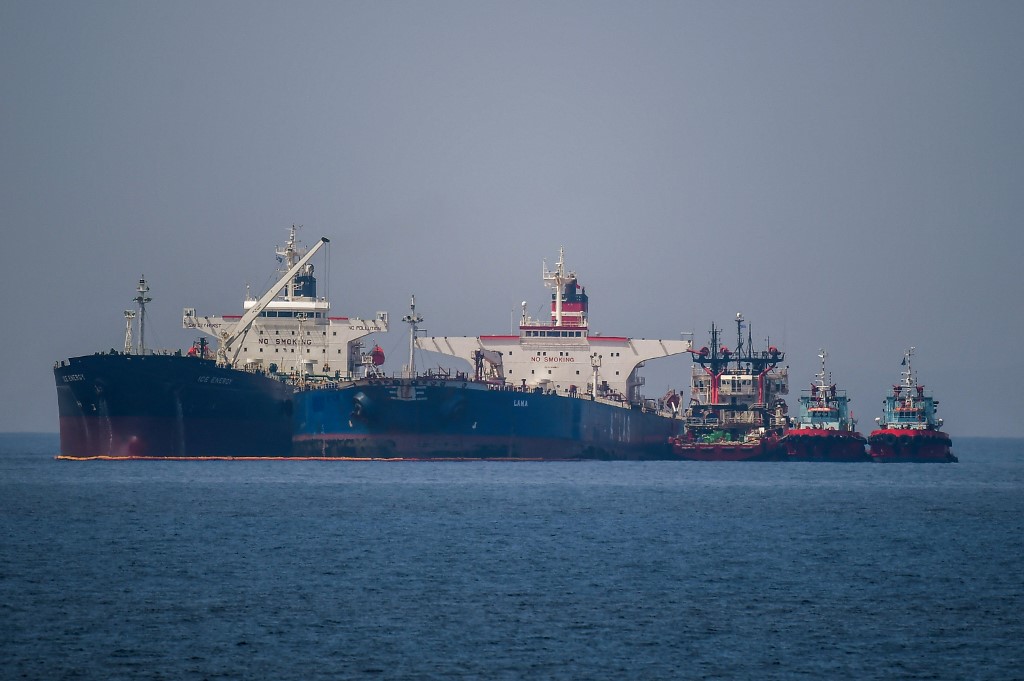 Iran sees no benefit from Ukraine war as Russia undercuts it on steel and oil | Middle East Eye