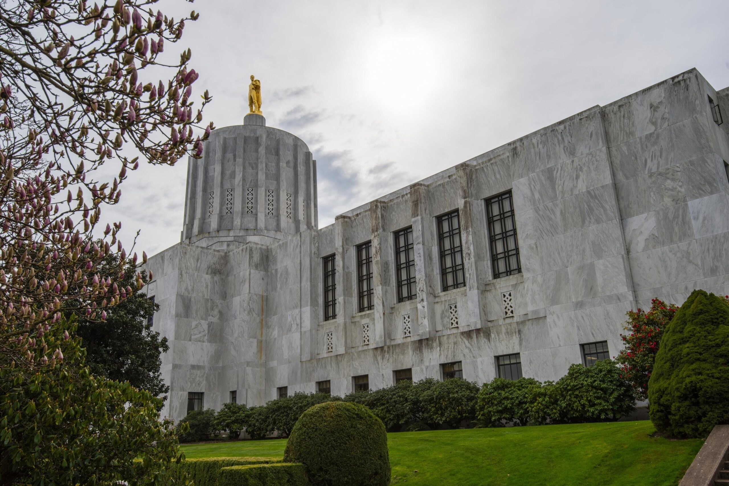 Charting a New History: A Moderate Republican Calls for Change | Milbank Memorial Fund