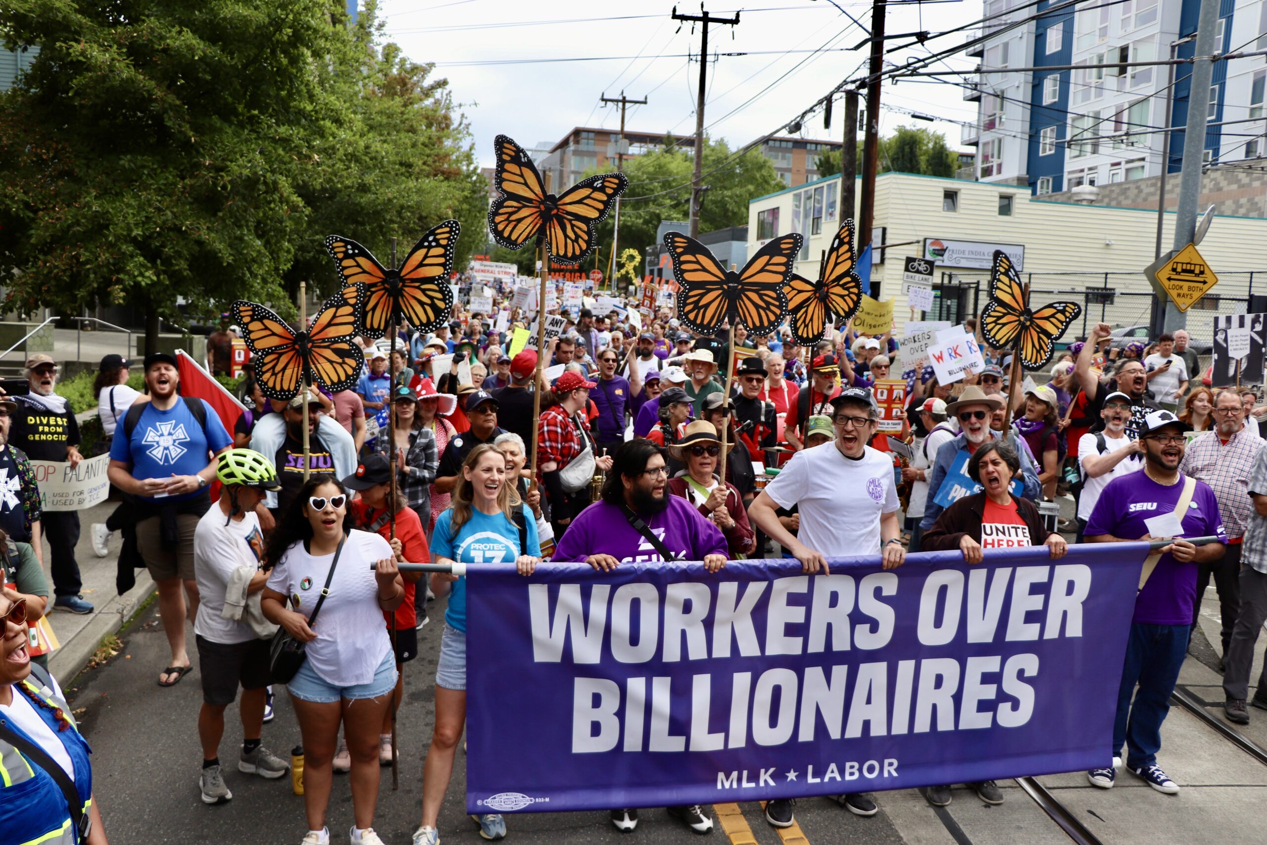 Thousands Celebrate Worker Power on Labor Day in Seattle - MLK Labor MLK Labor