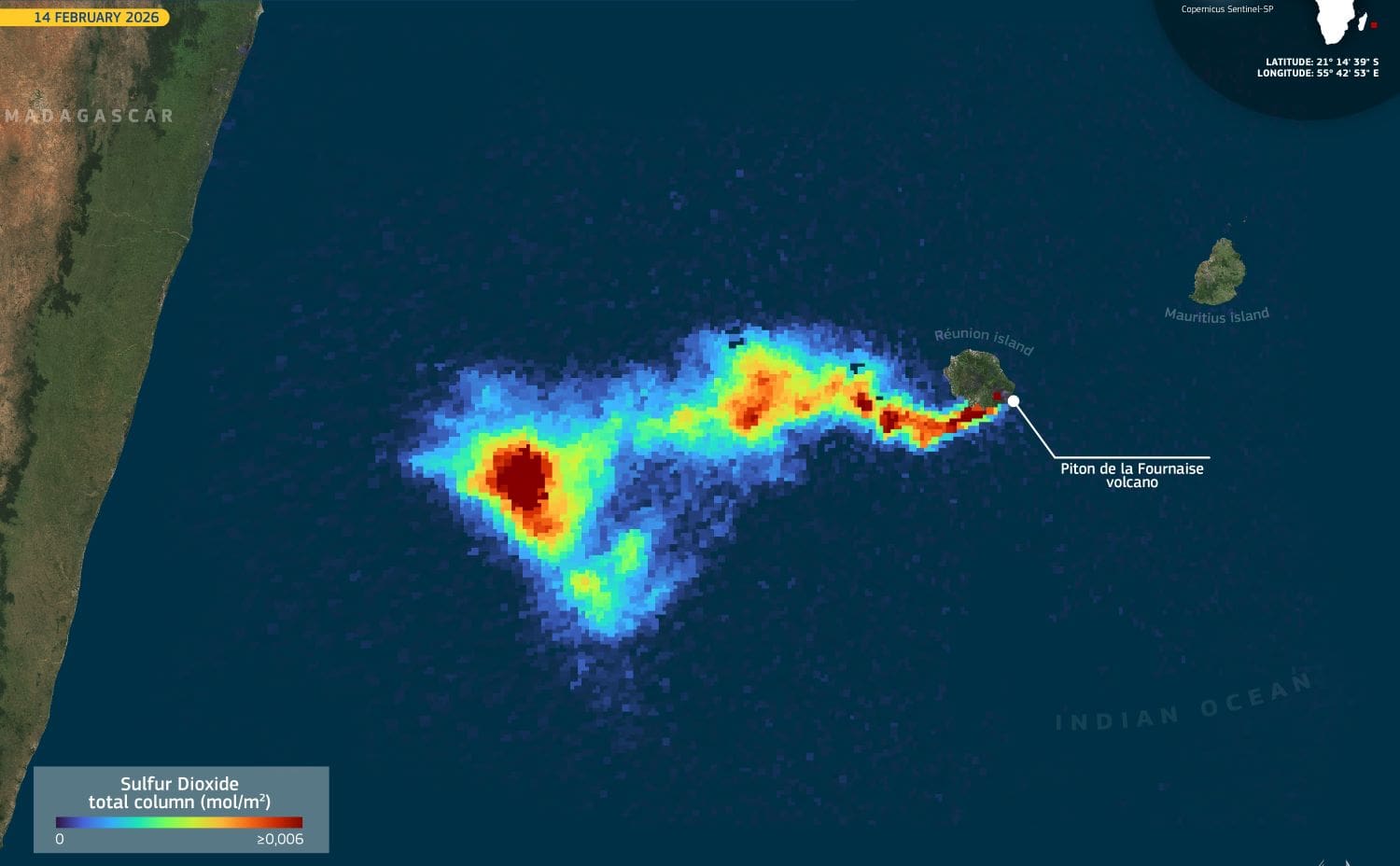 Image of the day: Piton de la Fournaise volcano erupts again • Muser Press