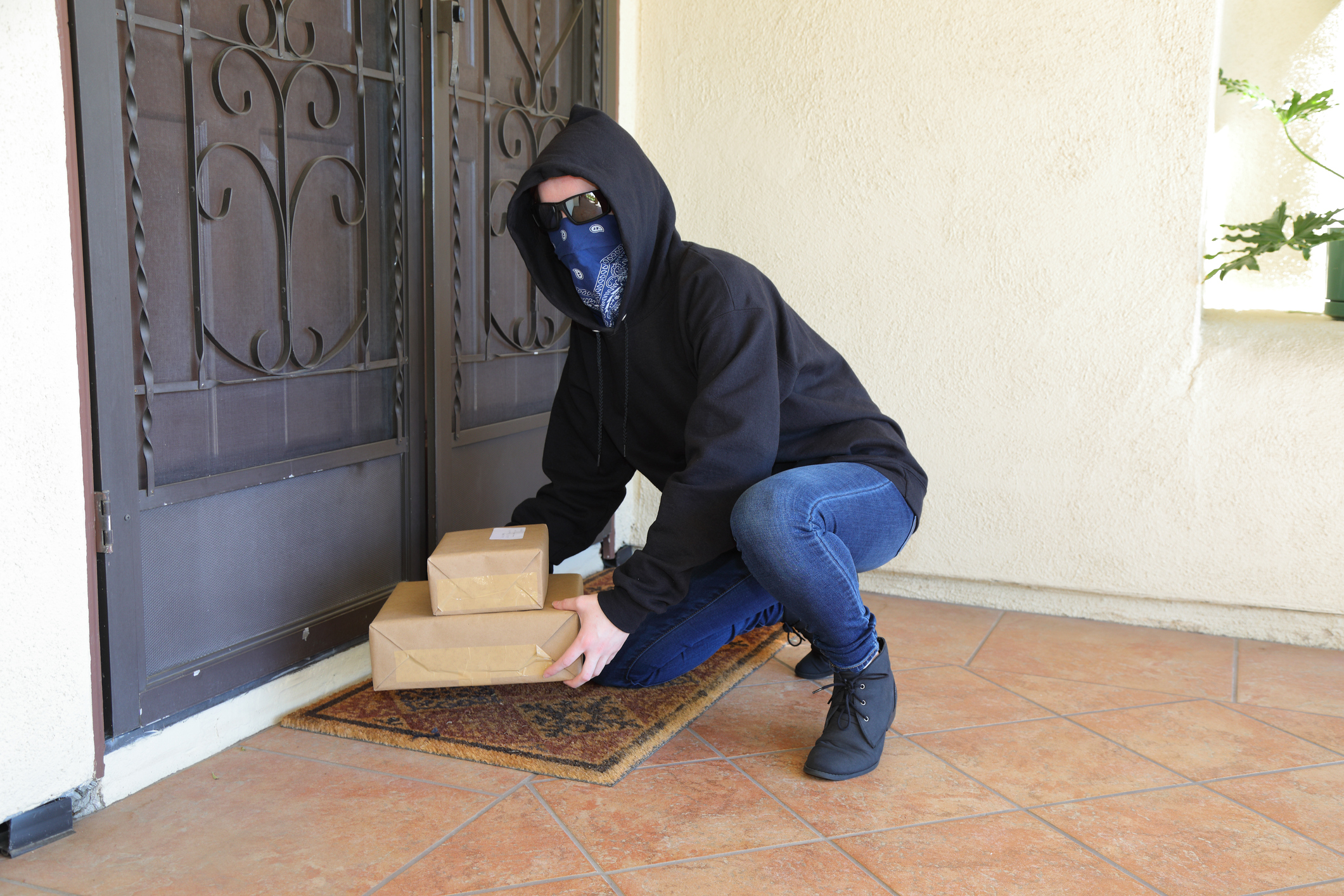 5 Ways Retailers Can Reduce Porch Piracy