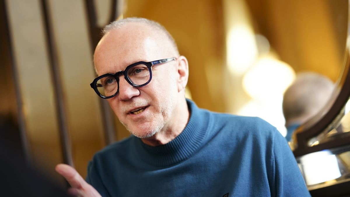 Schreiben über die Liebe: Eine "Zugfahrt" mit Daniel Glattauer oder Eduard Brünhofer - ntv.de