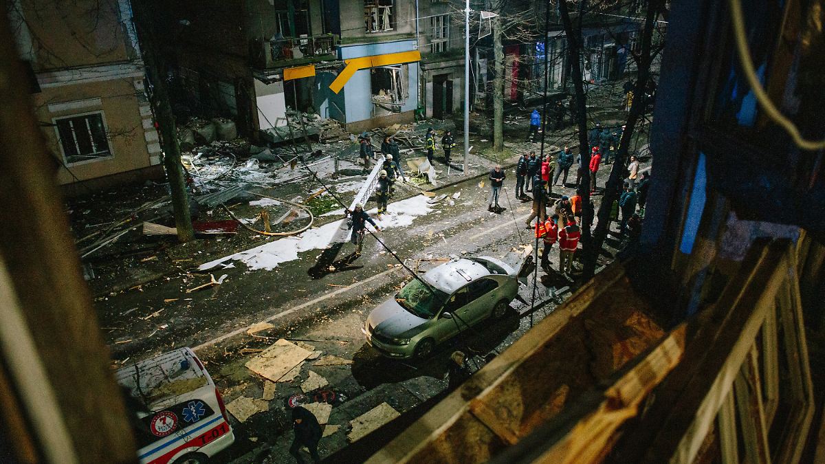 Täuschende Einigkeit: Vertrauen der Ukrainer in den "Telemarathon" sinkt - ntv.de