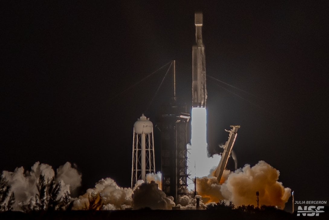 ViaSat-3 Americas launches on expendable Falcon Heavy - NASASpaceFlight.com