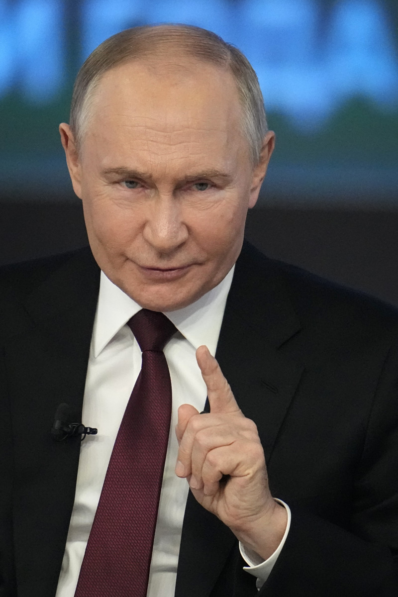 Putin and Zelensky face to face – (im)possible mission