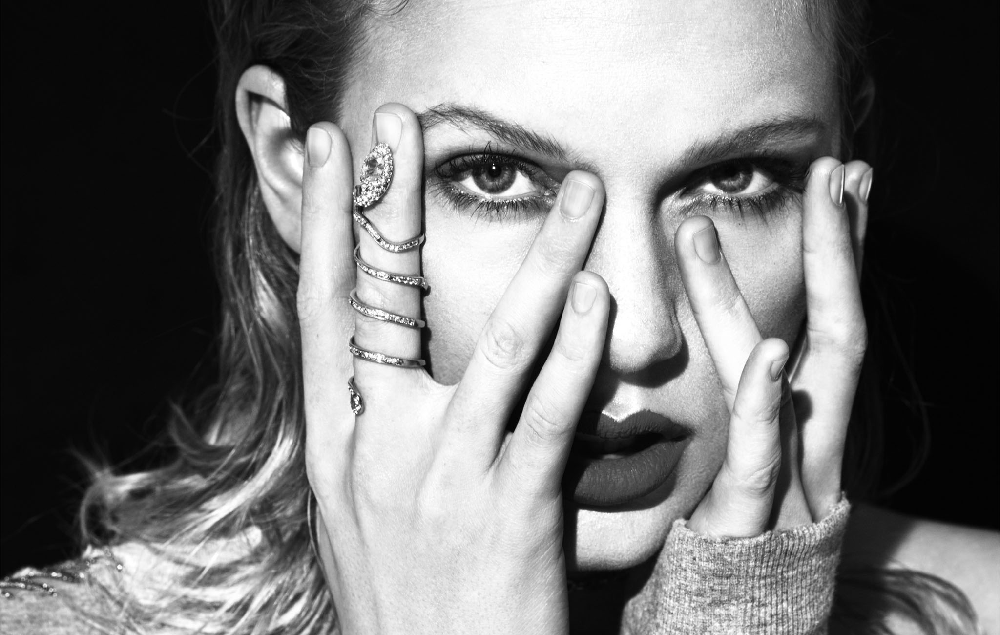 Taylor Swift reclaims the snake on new song 'Look What You Made Me Do'
